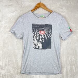 United Colors Of Benetton X Life Magazine Men's Small Gray T Shirt Tee Cinema 3D